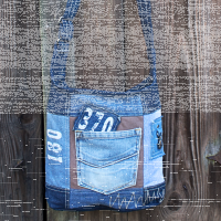 Sunsa Hobo Tasche aus Upcycling Jeans & braune Canvas. Umhängetasche mit verstellbarem Henkel