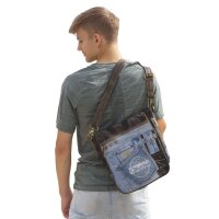 Sunsa Messenger Umhängetasche aus recycelter Jeans und schwarzem Canvas. Nachhaltige Tasche