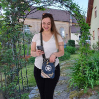 Sunsa Damen Handy Tasche, kleine vegane Umhängetasche aus Upcycling Jeans & Canvas. Vegan Cross Over bag in Vintage Stil