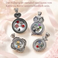 Set aus 11 Halsketten mit Glasmedaillon und Füllung von 7 Charms-Mix