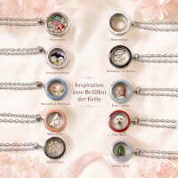 Set aus 11 Halsketten mit Glasmedaillon und Füllung von 7 Charms-Mix